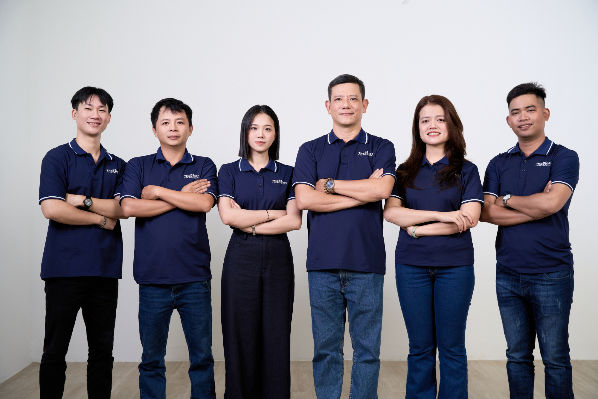 Đội ngũ Thép Việt